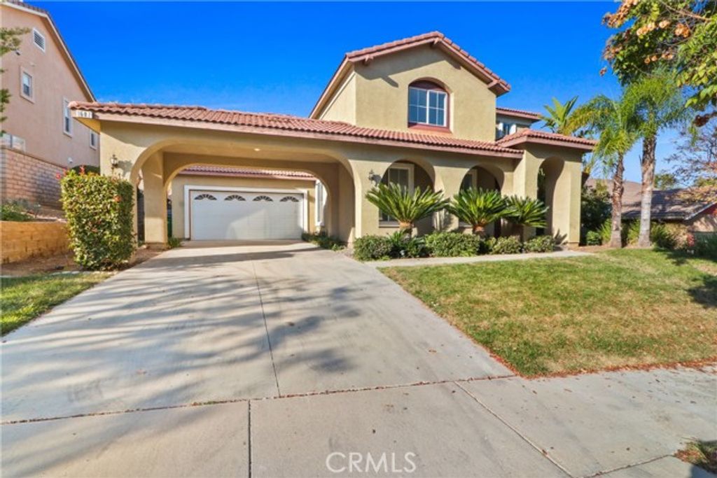 1607 Spyglass, Corona, CA 92883