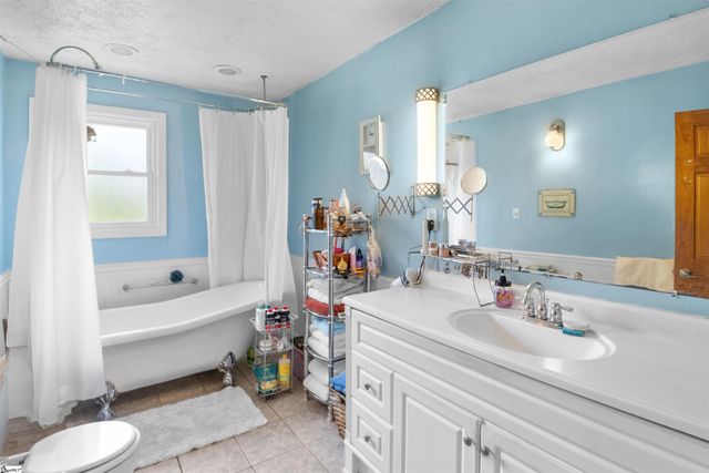 120 Jay Drive, Greenville, SC 29611
