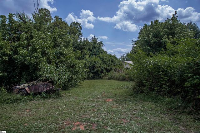 120 Jay Drive, Greenville, SC 29611