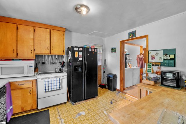 120 Jay Drive, Greenville, SC 29611