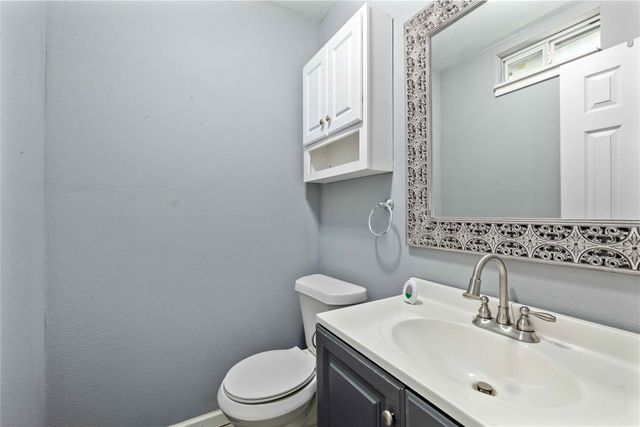 1005 S Mary Street, Comanche, TX 76442