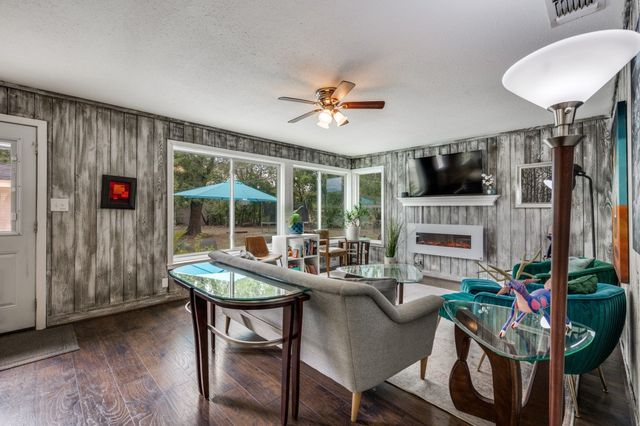 5824 Briarcliff Road, Haltom City, TX 76117