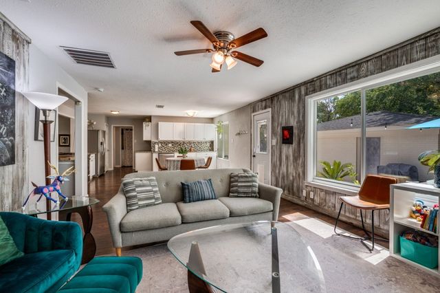 5824 Briarcliff Road, Haltom City, TX 76117
