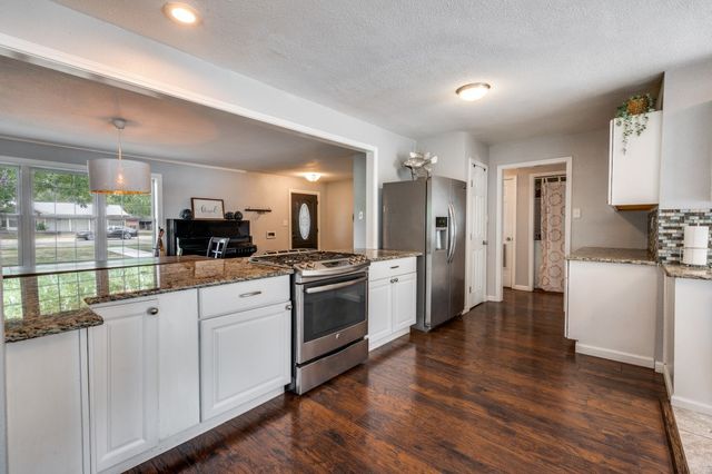 5824 Briarcliff Road, Haltom City, TX 76117