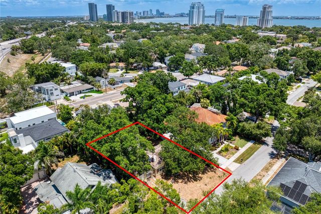 3403 W BAY VILLA AVENUE, Tampa, FL 33611