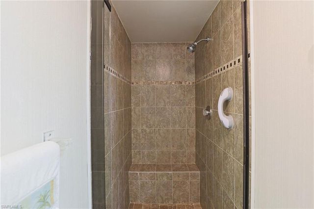 4711 Santa Barbara BLVD 4, Cape Coral, FL 33914