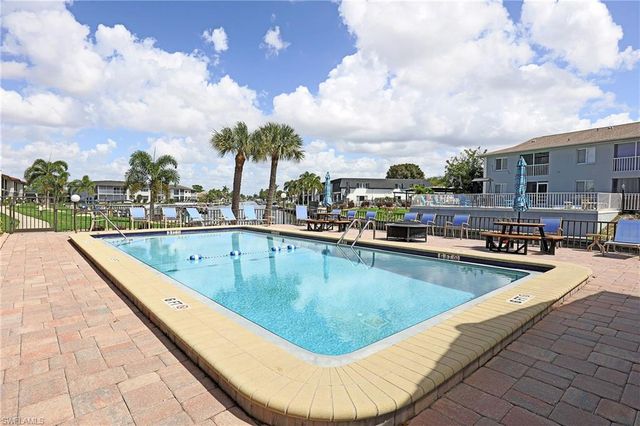 4711 Santa Barbara BLVD 4, Cape Coral, FL 33914