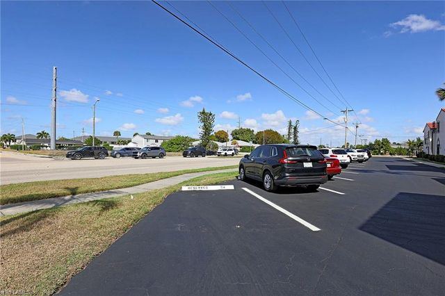 4711 Santa Barbara BLVD 4, Cape Coral, FL 33914