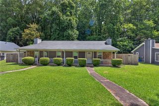 2141 Valley Oaks Drive SE, Smyrna, GA 30080