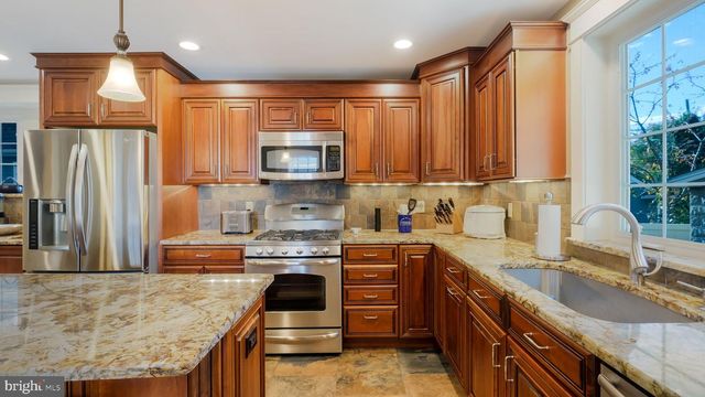 506 CHILDS AVE, Drexel Hill, PA 19026