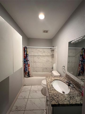 4802 Eppes Street, Houston, TX 77021