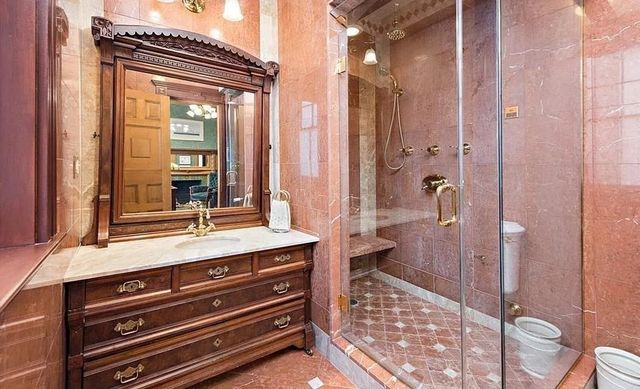 404 County St, New Bedford, MA 02740