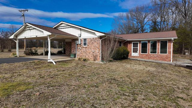 1315 S Crawford Street, Clarksville, AR 72830