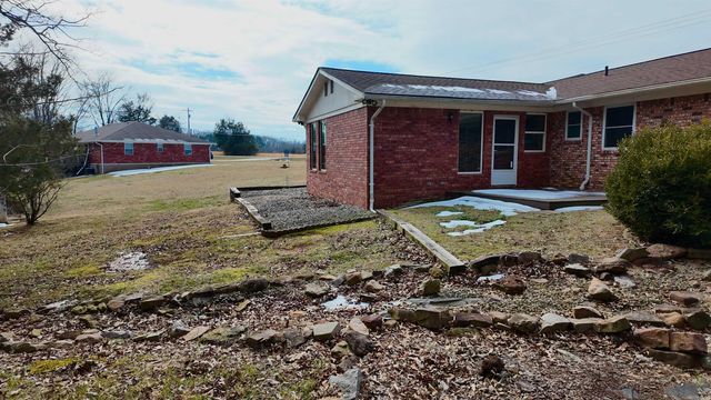 1315 S Crawford Street, Clarksville, AR 72830
