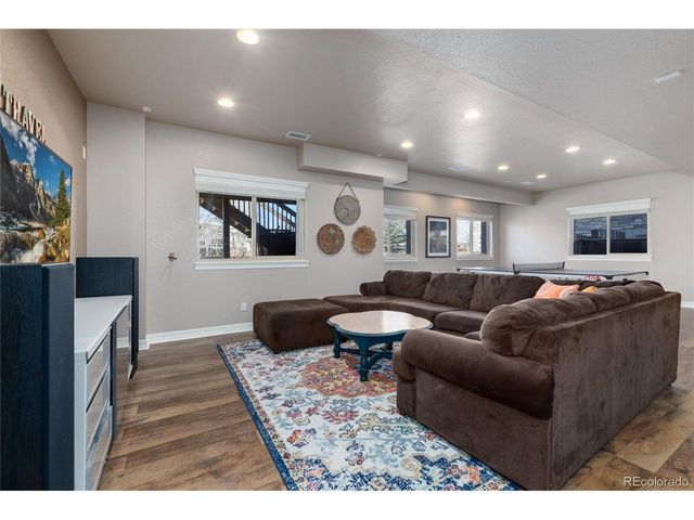 6835 S Robertsdale Way, Aurora, CO 80016