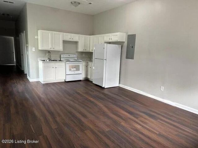 226 N 26th St, Louisville, KY 40212
