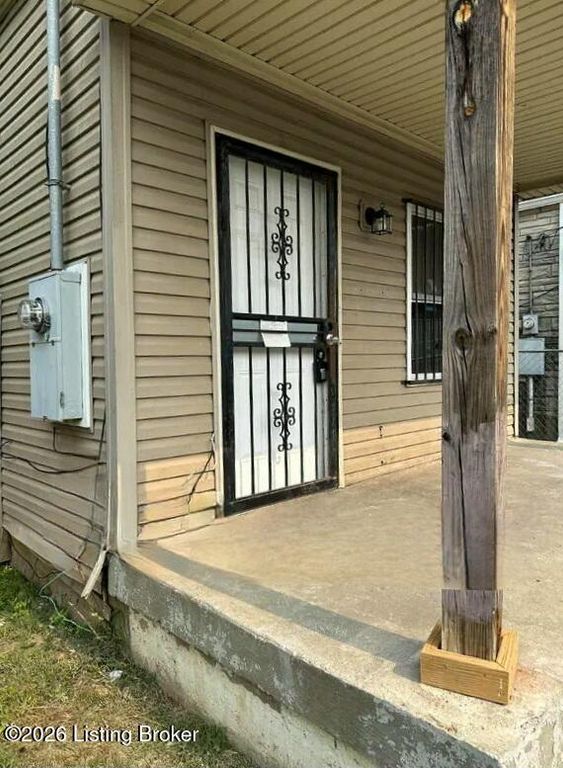 226 N 26th St, Louisville, KY 40212