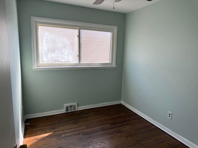 22458 Hillock Avenue, Warren, MI 48089