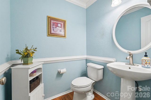 14212 Waterlyn Drive, Charlotte, NC 28278