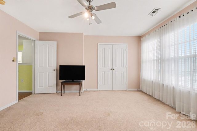 14212 Waterlyn Drive, Charlotte, NC 28278