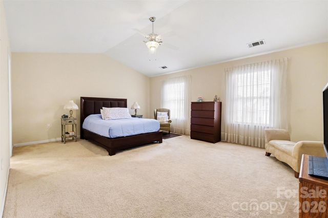 14212 Waterlyn Drive, Charlotte, NC 28278