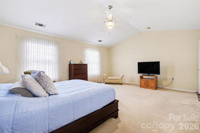 14212 Waterlyn Drive, Charlotte, NC 28278