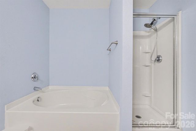 14212 Waterlyn Drive, Charlotte, NC 28278