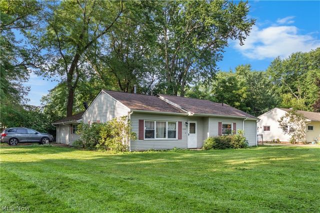 6240 Montrose Drive, Madison, OH 44057