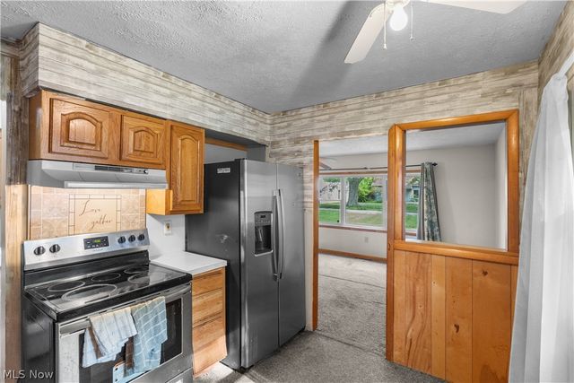 6240 Montrose Drive, Madison, OH 44057