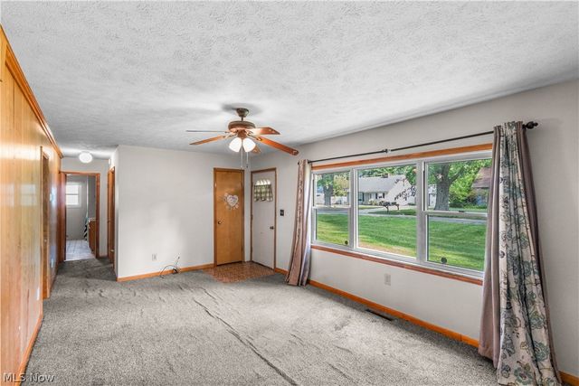 6240 Montrose Drive, Madison, OH 44057