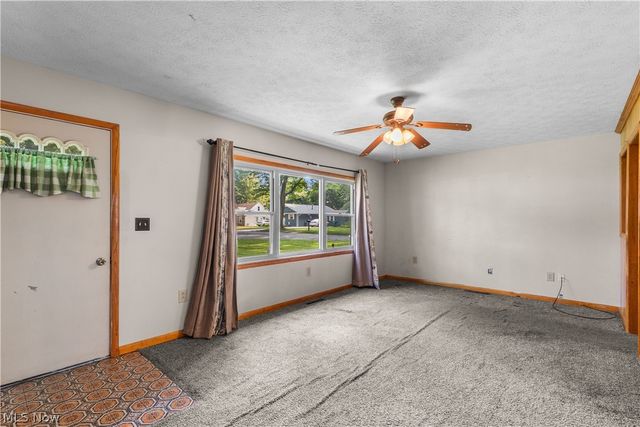 6240 Montrose Drive, Madison, OH 44057