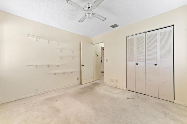 7665 Tahiti Lane 203, Lake Worth, FL 33467