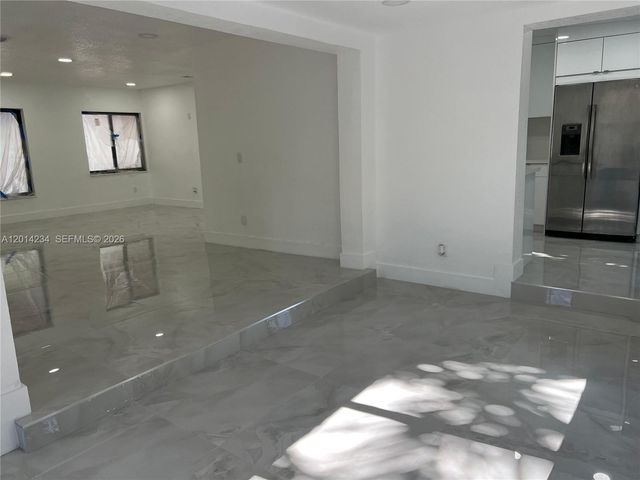 6150 SW 16th St, West Miami, FL 33155