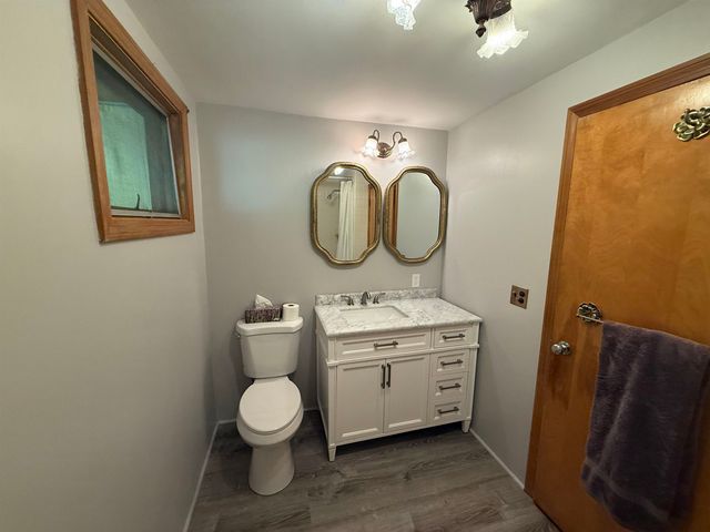 211 Pleasant Valley Road, Brattleboro, VT 05301