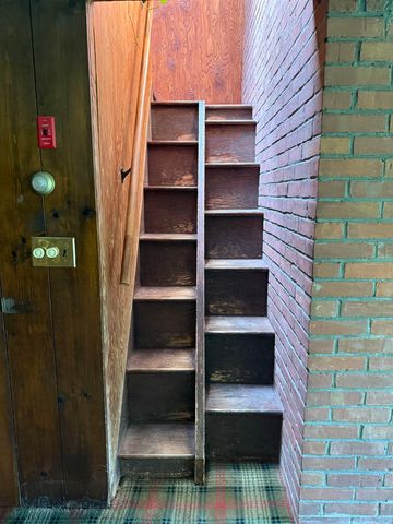 211 Pleasant Valley Road, Brattleboro, VT 05301