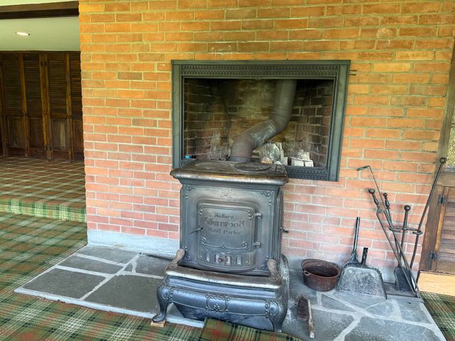 211 Pleasant Valley Road, Brattleboro, VT 05301