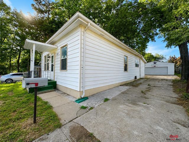 2264 Dudley Street, Lincoln, NE 68503