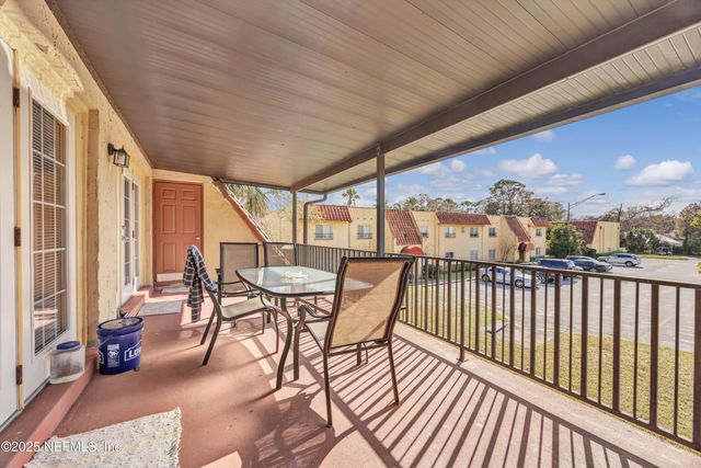 6528 VALEROSA Court 2, Jacksonville, FL 32217