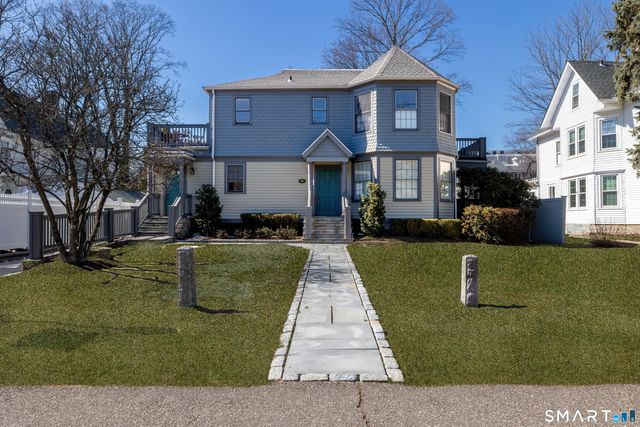 83 South Avenue APT C, New Canaan, CT 06840