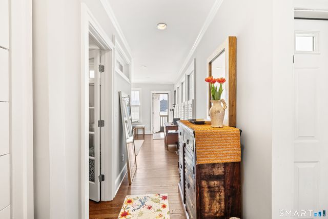 83 South Avenue APT C, New Canaan, CT 06840