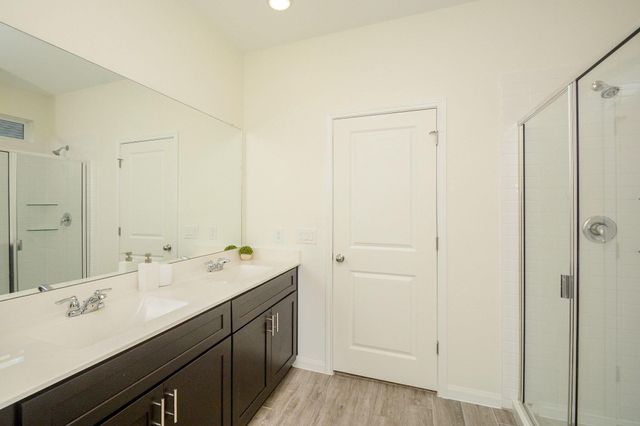 18134 S Sonresa Way, Tomball, TX 77377