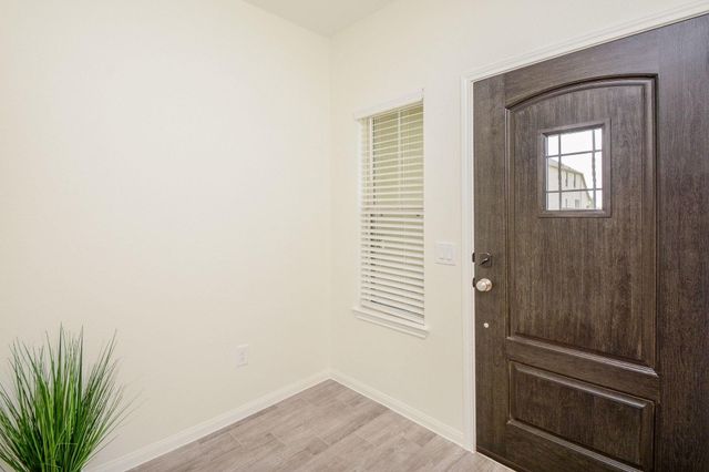 18134 S Sonresa Way, Tomball, TX 77377