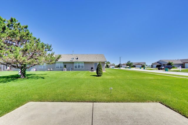 1230 W 82nd Lane, Merrillville, IN 46410