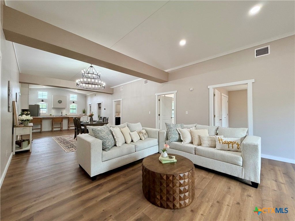 Image 14 of property listing at 209 Rice Road, Yoakum, TX 77995