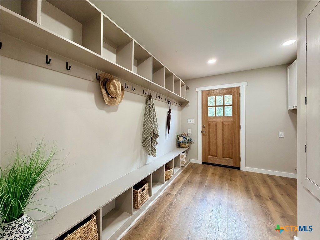 Image 26 of property listing at 209 Rice Road, Yoakum, TX 77995