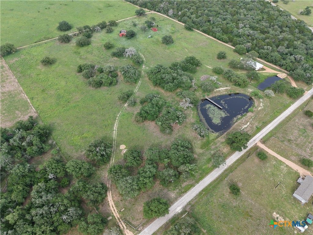 Image 9 of property listing at 209 Rice Road, Yoakum, TX 77995