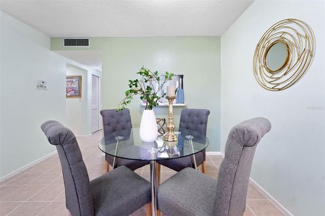 801 83RD AVENUE N 107, St Petersburg, FL 33702