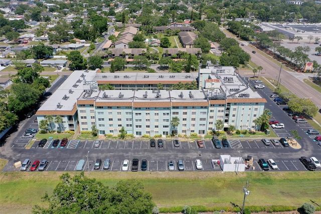 801 83RD AVENUE N 107, St Petersburg, FL 33702