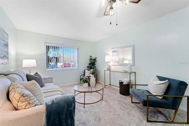 801 83RD AVENUE N 107, St Petersburg, FL 33702