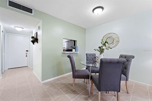 801 83RD AVENUE N 107, St Petersburg, FL 33702